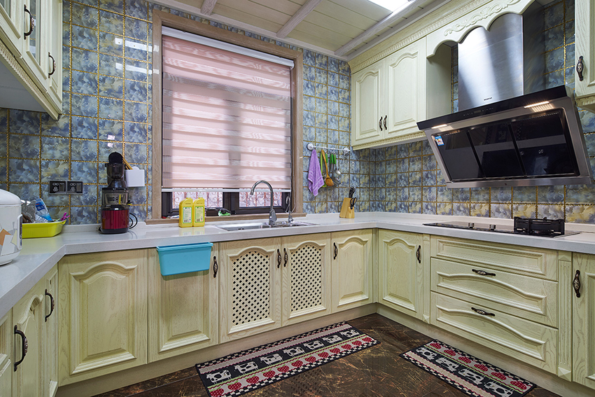 厨房.jpg 厨房.jpg