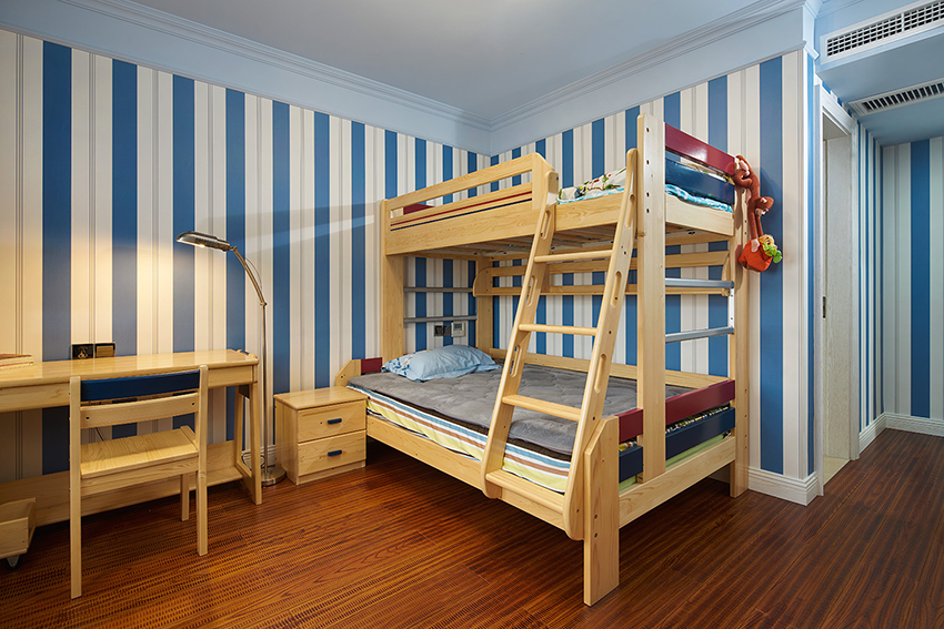 儿童房.jpg 儿童房.jpg