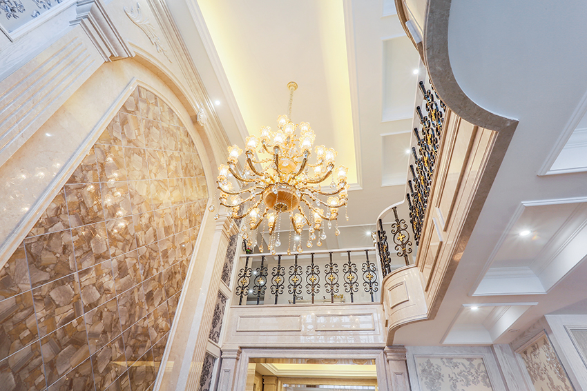 吊灯.jpg 吊灯.jpg