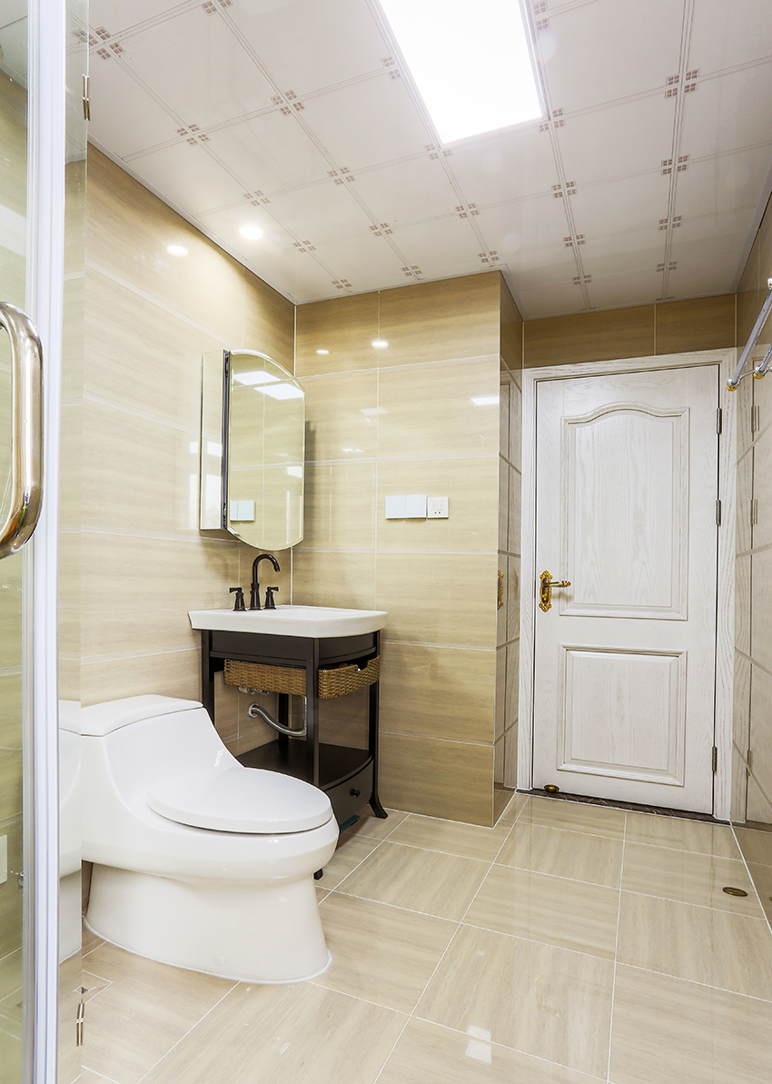 卫生间.jpg 卫生间.jpg