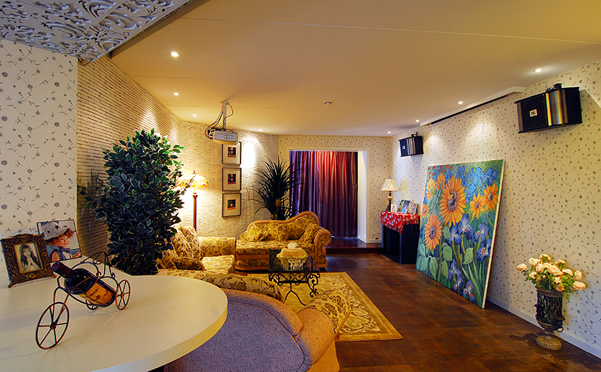 客厅.jpg 客厅.jpg