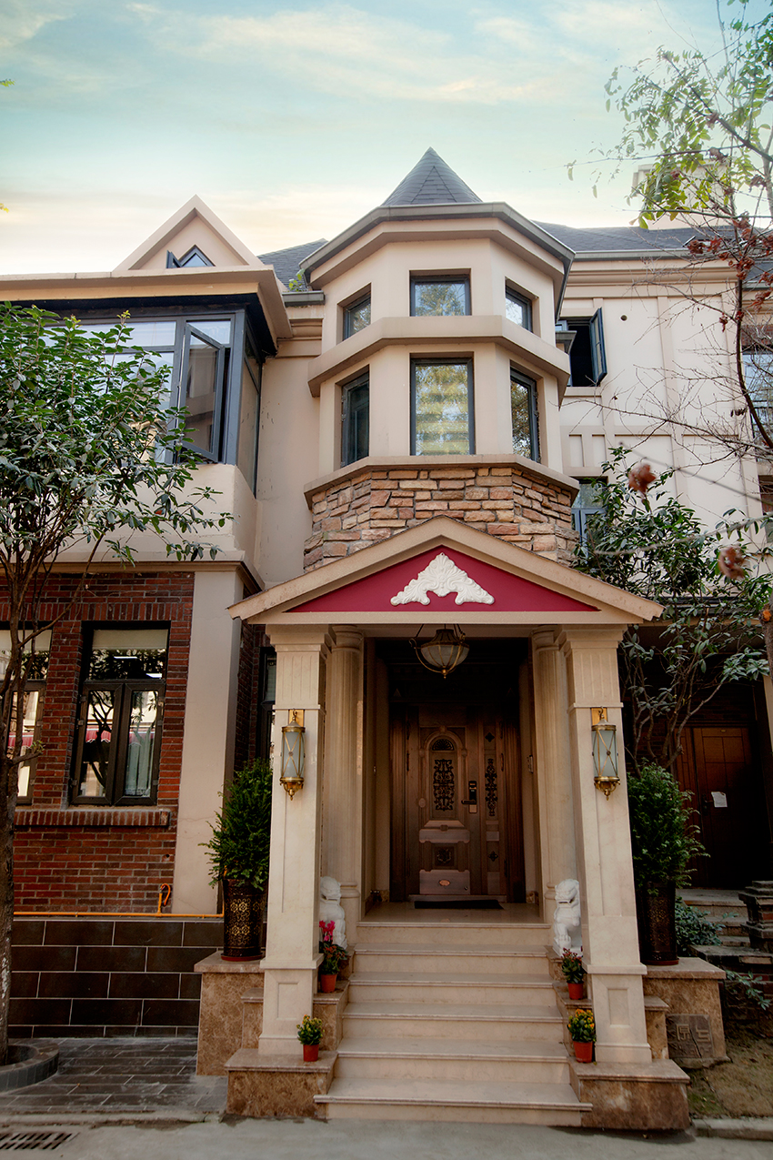 大门门头.jpg 大门门头.jpg