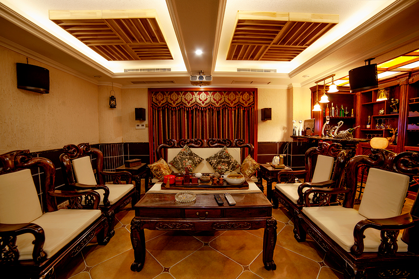 负一层视听室.jpg 负一层视听室.jpg