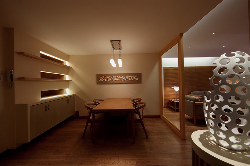 餐厅.jpg 餐厅.jpg