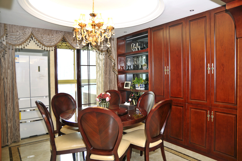 餐厅.jpg 餐厅.jpg