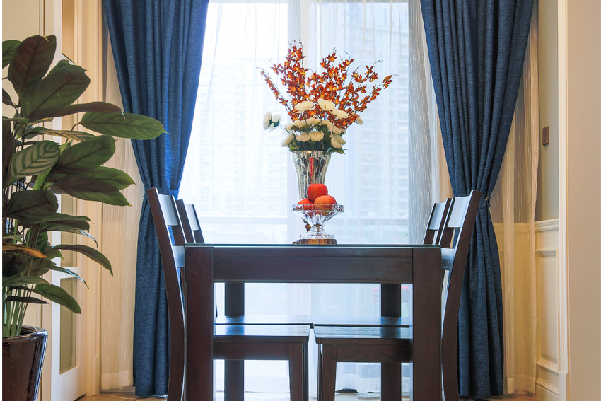 餐厅.jpg 餐厅.jpg