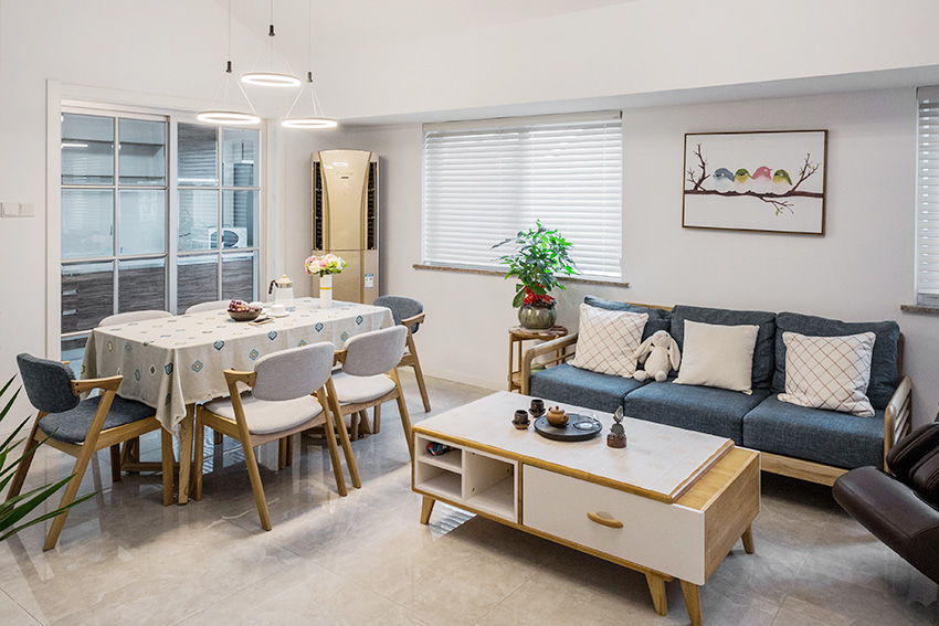 客厅.jpg 客厅.jpg