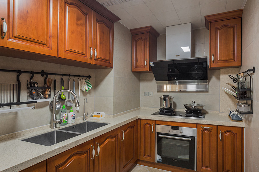 厨房.jpg 厨房.jpg