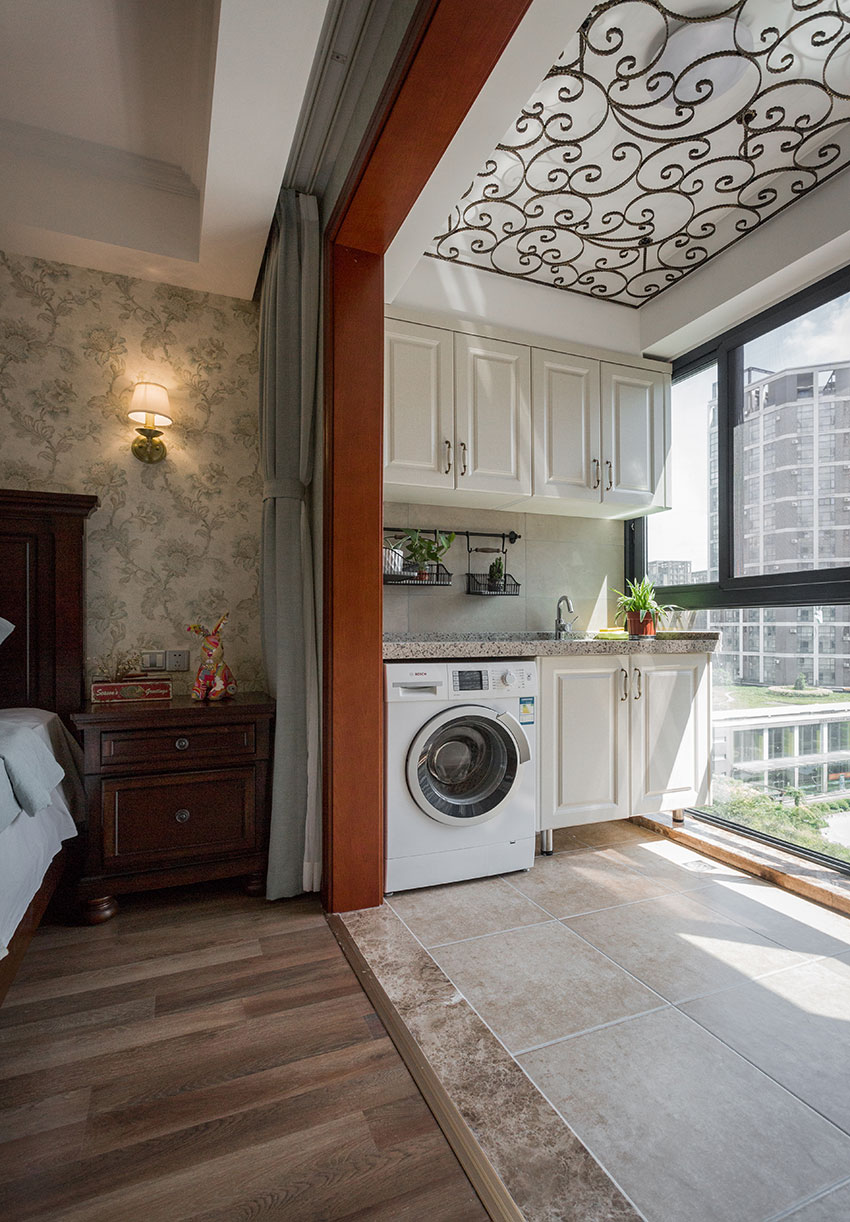 阳台.jpg 阳台.jpg