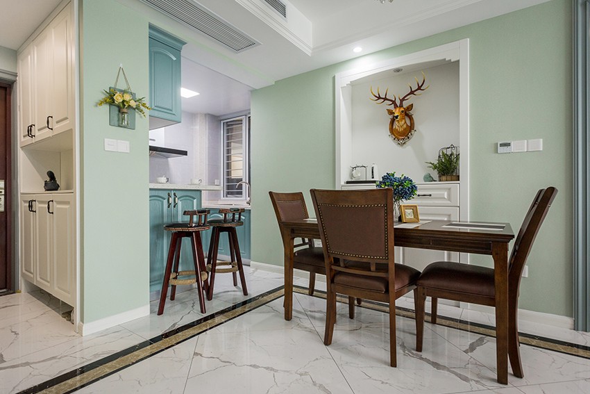 餐厅.jpg 餐厅.jpg