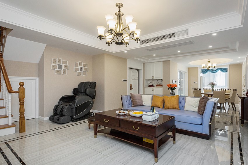 客厅装修实景图.jpg 客厅装修实景图.jpg