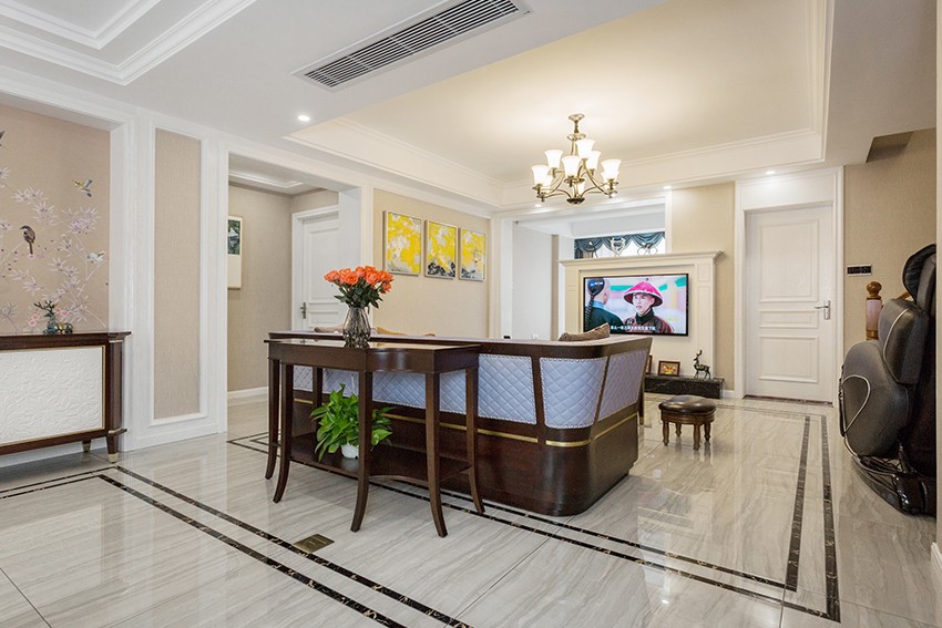 客厅装修实景图.jpg 客厅装修实景图.jpg