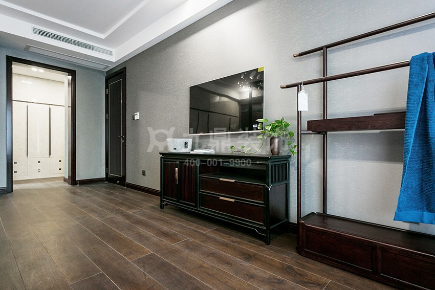 卧室.jpg 卧室.jpg