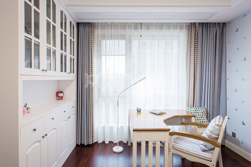 儿童房.jpg 儿童房.jpg