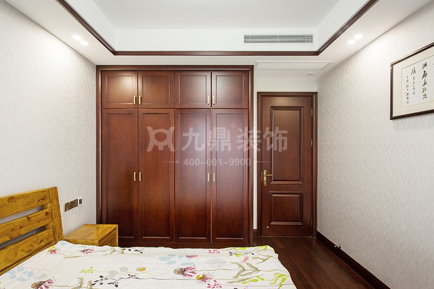 次卧装修效果图.jpg 次卧装修效果图.jpg