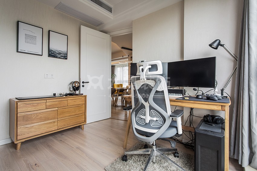 书房装修效果图.jpg 书房装修效果图.jpg