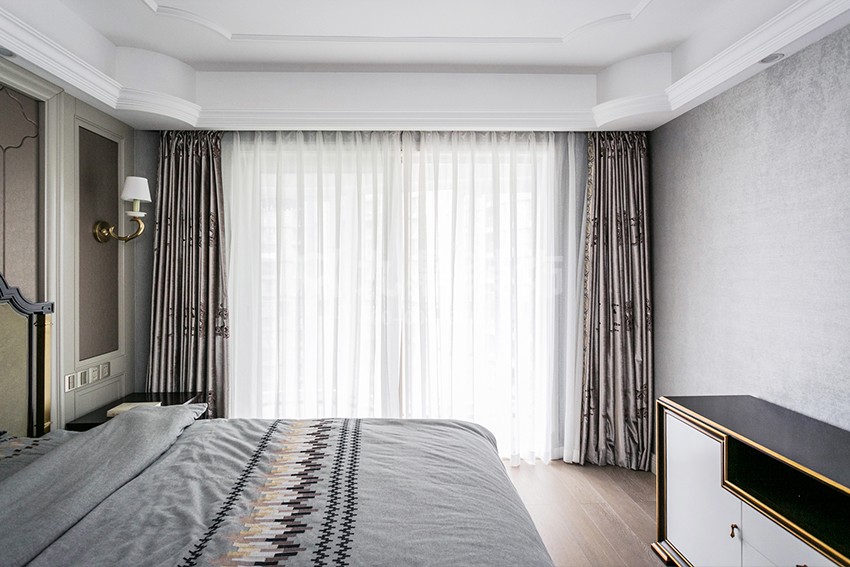 主卧装修效果图.jpg 主卧装修效果图.jpg