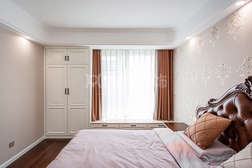 主卧.jpg 主卧.jpg