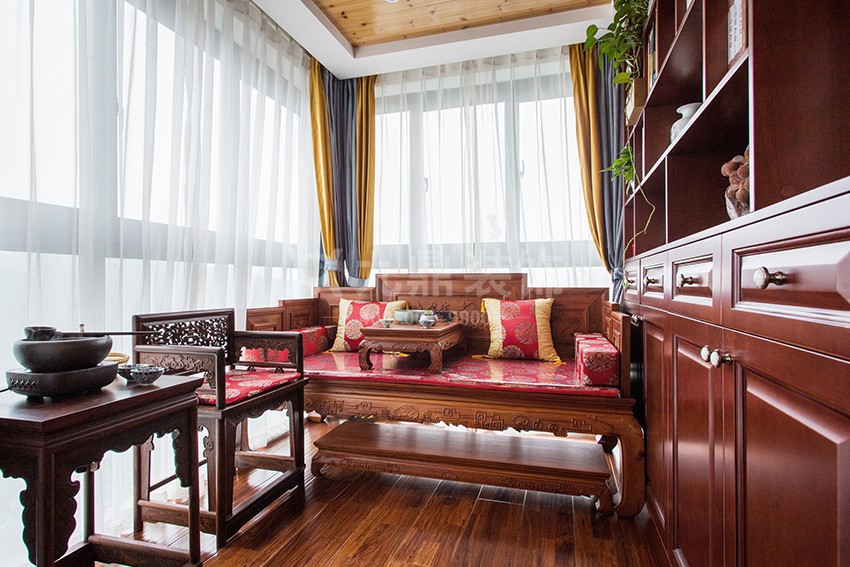 书房.jpg 书房.jpg