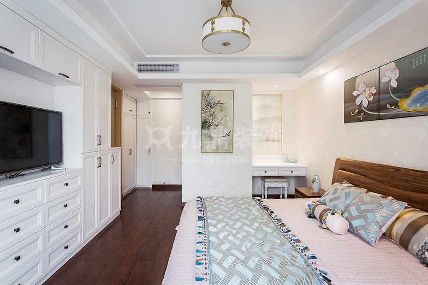 主卧.jpg 主卧.jpg