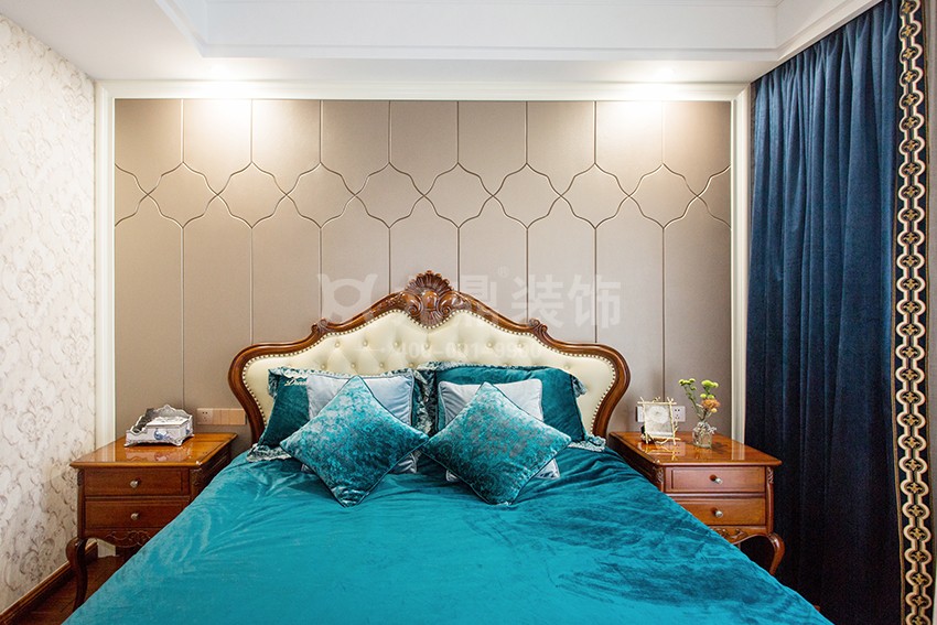 主卧装修效果图.jpg 主卧装修效果图.jpg