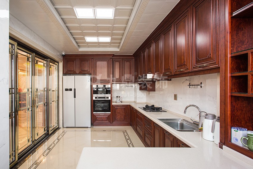 厨房装修效果图.jpg 厨房装修效果图.jpg