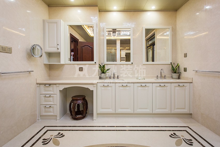 卫生间装修效果图.jpg 卫生间装修效果图.jpg