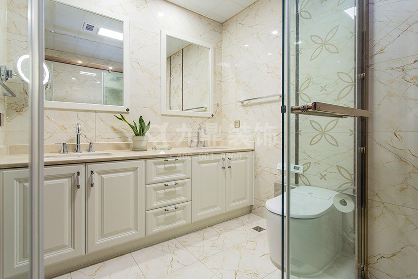 卫生间装修效果图.jpg 卫生间装修效果图.jpg