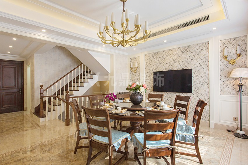 餐厅装修效果图.jpg 餐厅装修效果图.jpg