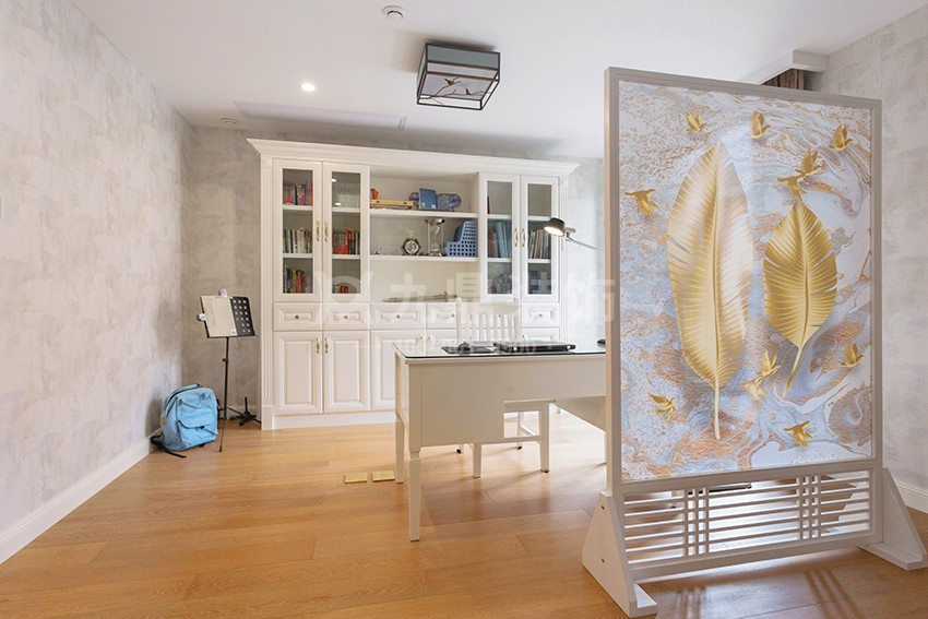 书房装修效果图.jpg 书房装修效果图.jpg