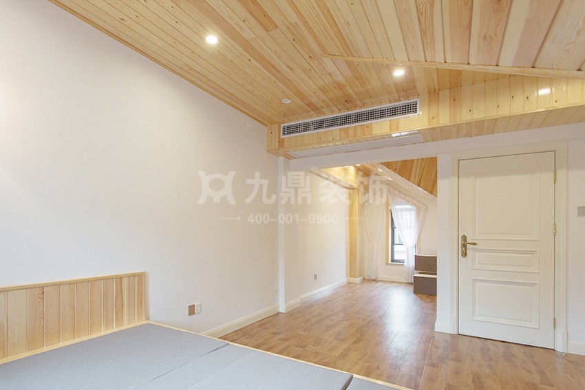 阁楼装修效果图.jpg 阁楼装修效果图.jpg