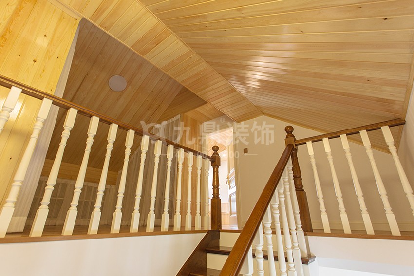 楼梯装修效果图.jpg 楼梯装修效果图.jpg