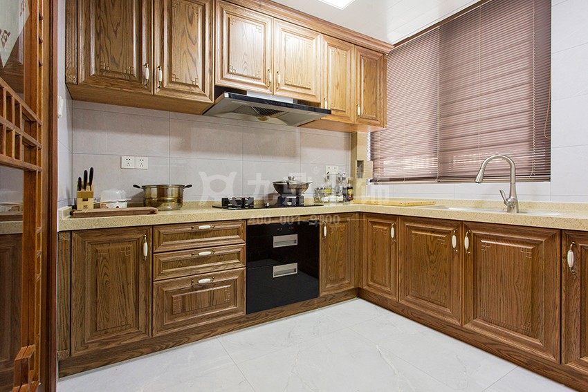 厨房装修效果图.jpg 厨房装修效果图.jpg