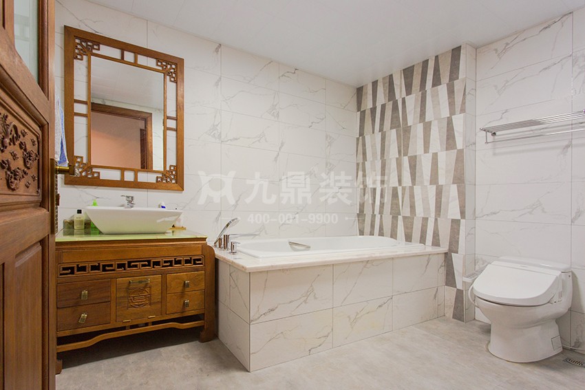 卫生间装修效果图.jpg 卫生间装修效果图.jpg