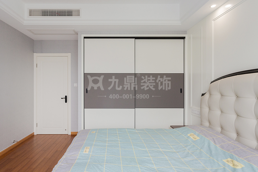 卧室装修效果图.jpg 卧室装修效果图.jpg