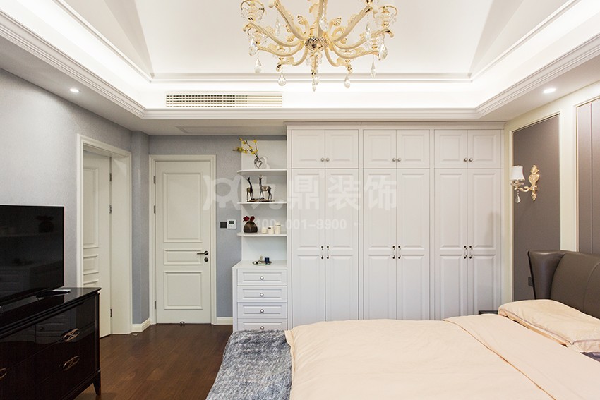 主卧装修效果图.jpg 主卧装修效果图.jpg