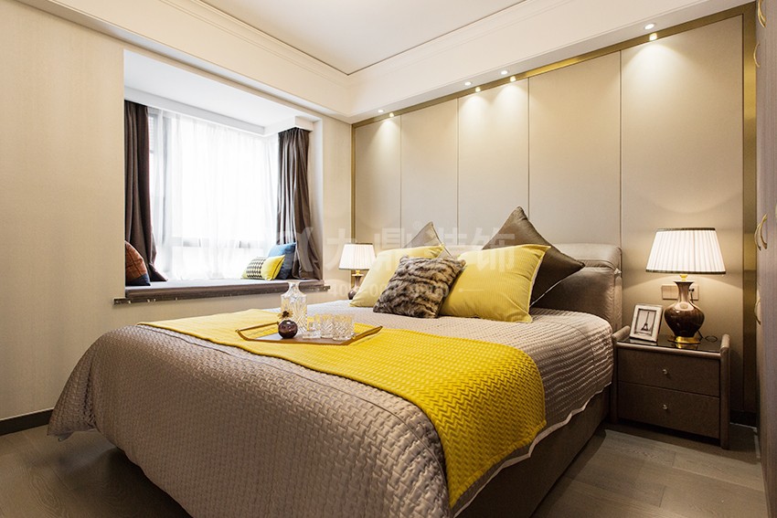 主卧装修效果图.jpg 主卧装修效果图.jpg