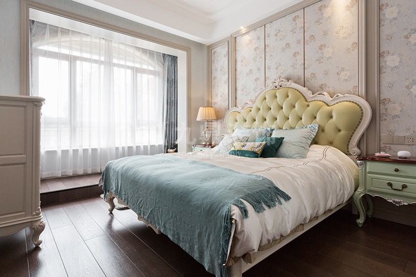 卧室装修效果图.jpg 卧室装修效果图.jpg