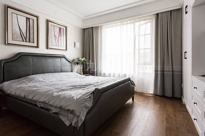 卧室装修效果图.jpg 卧室装修效果图.jpg