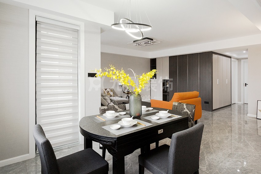 餐厅装修效果图.jpg 餐厅装修效果图.jpg