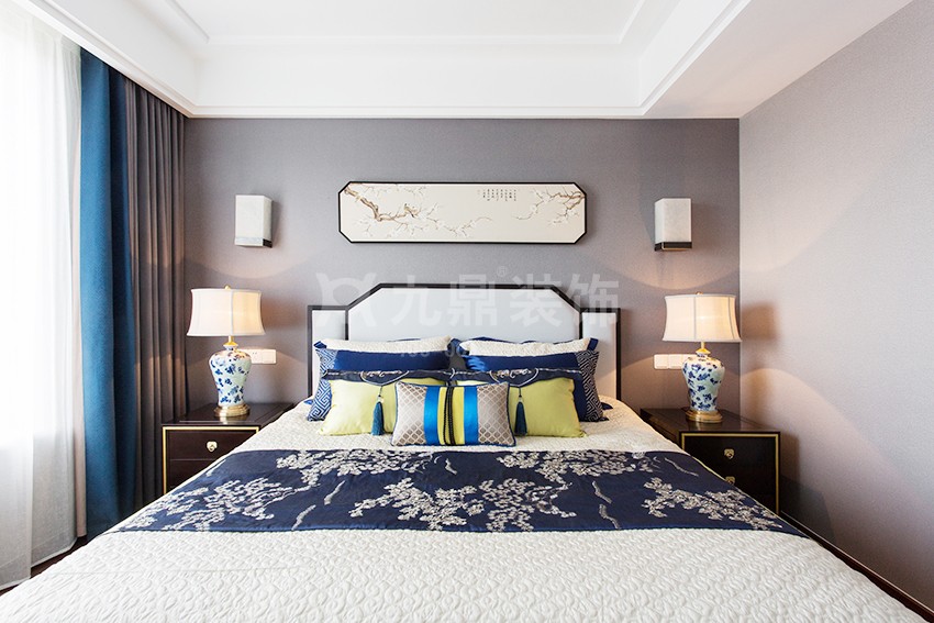 主卧装修效果图.jpg 主卧装修效果图.jpg