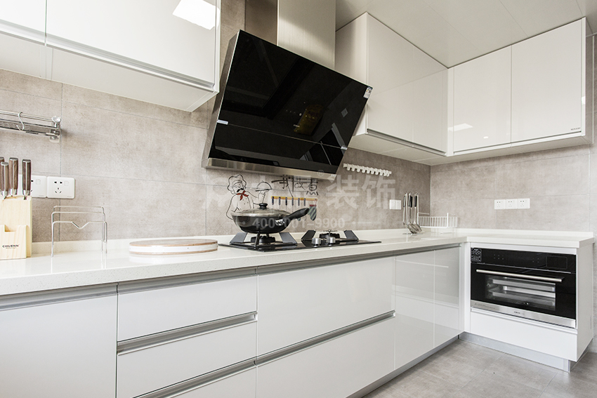厨房装修效果图.jpg 厨房装修效果图.jpg