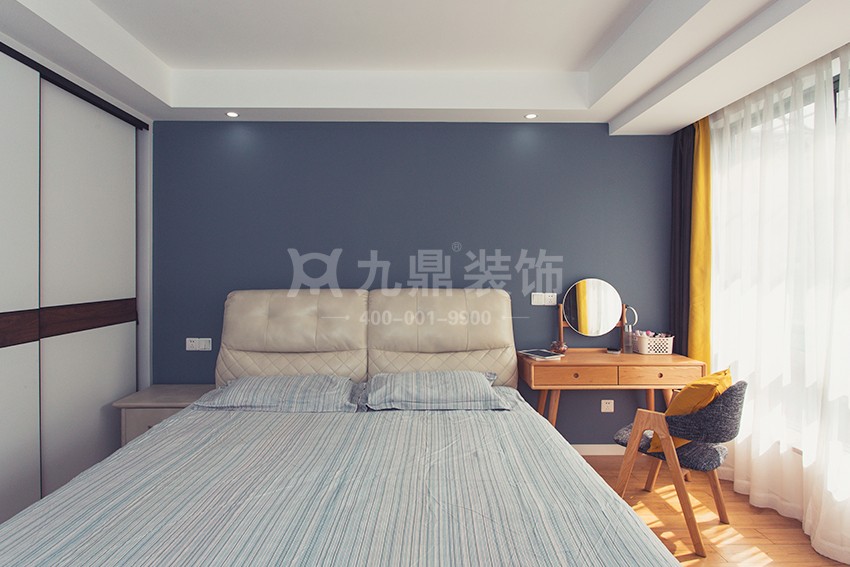 次卧装修效果图 次卧装修效果图