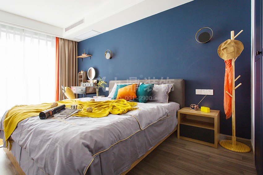 主卧装修实景图 主卧装修实景图