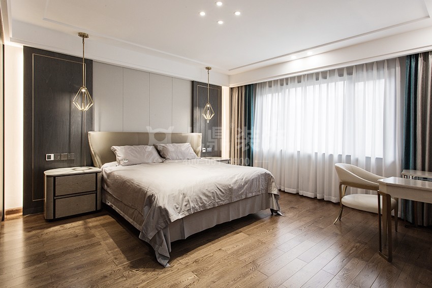 主卧装修实景图 主卧装修实景图