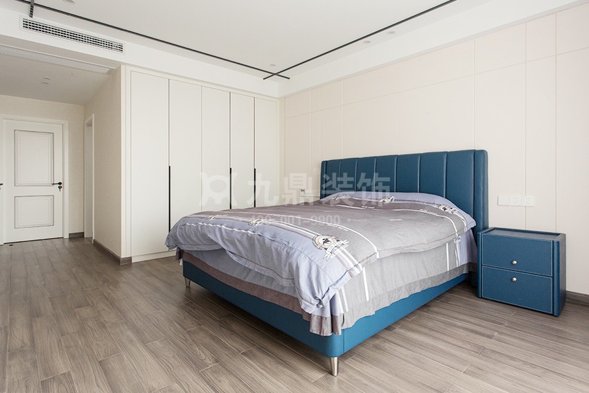 主卧装修实景图 主卧装修实景图