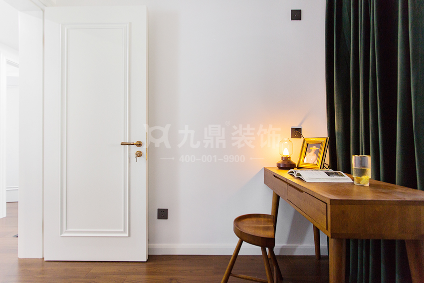 书桌装修案例 书桌装修案例