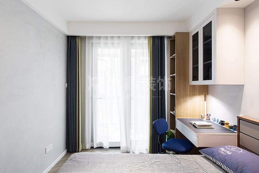 次卧装修实景图 次卧装修实景图