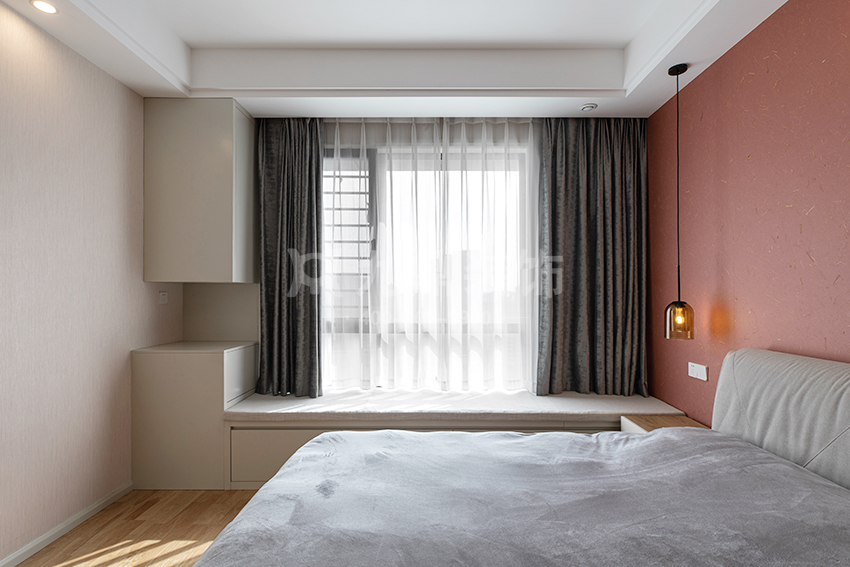 主卧装修实景图 主卧装修实景图