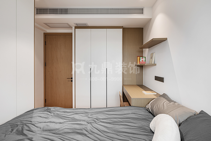 主卧装修图 主卧装修图